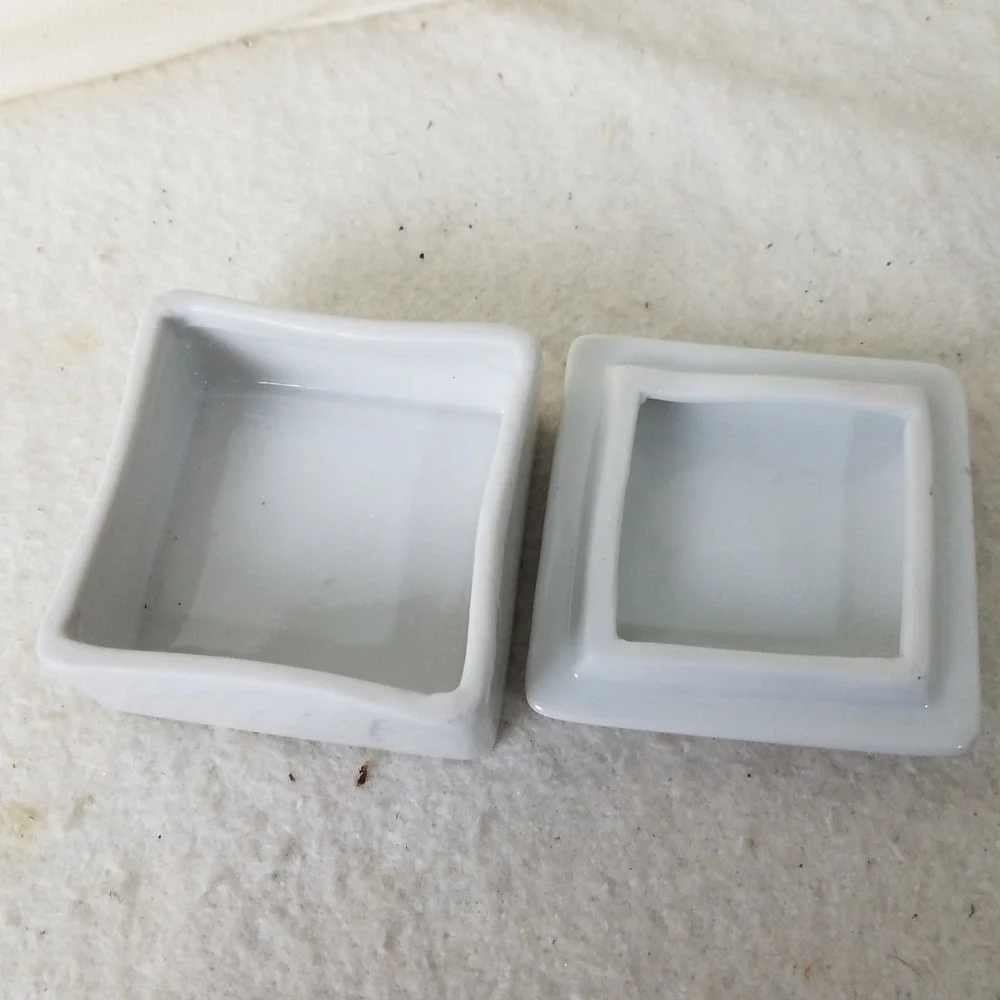 Floral Porcelain Trinket Box, Small Jewelry Box, Vintage Home‎ Decor